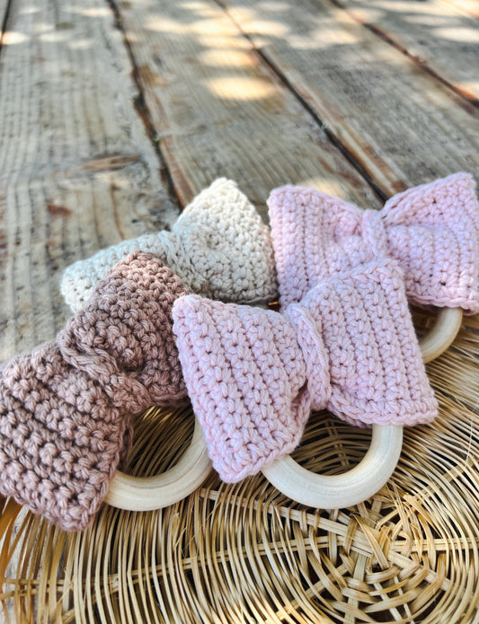 Bow Teething Ring | Natural Maple Wood
